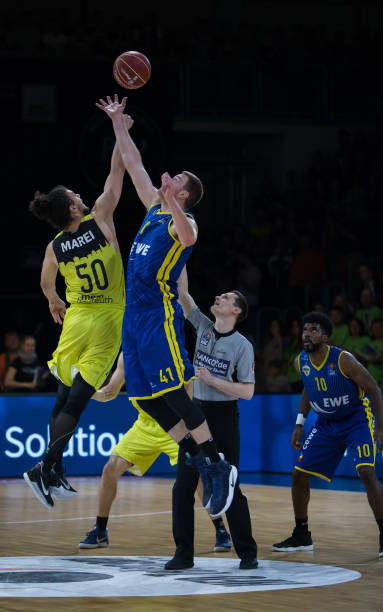 迟迟不走 迟迟不走