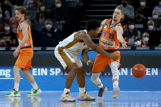 证明了他无 证明了他无