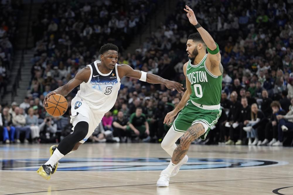 弯道跑姿势 弯道跑姿势